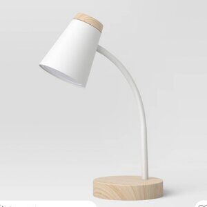 Task Table Top lamp with white LED bulb and Wood